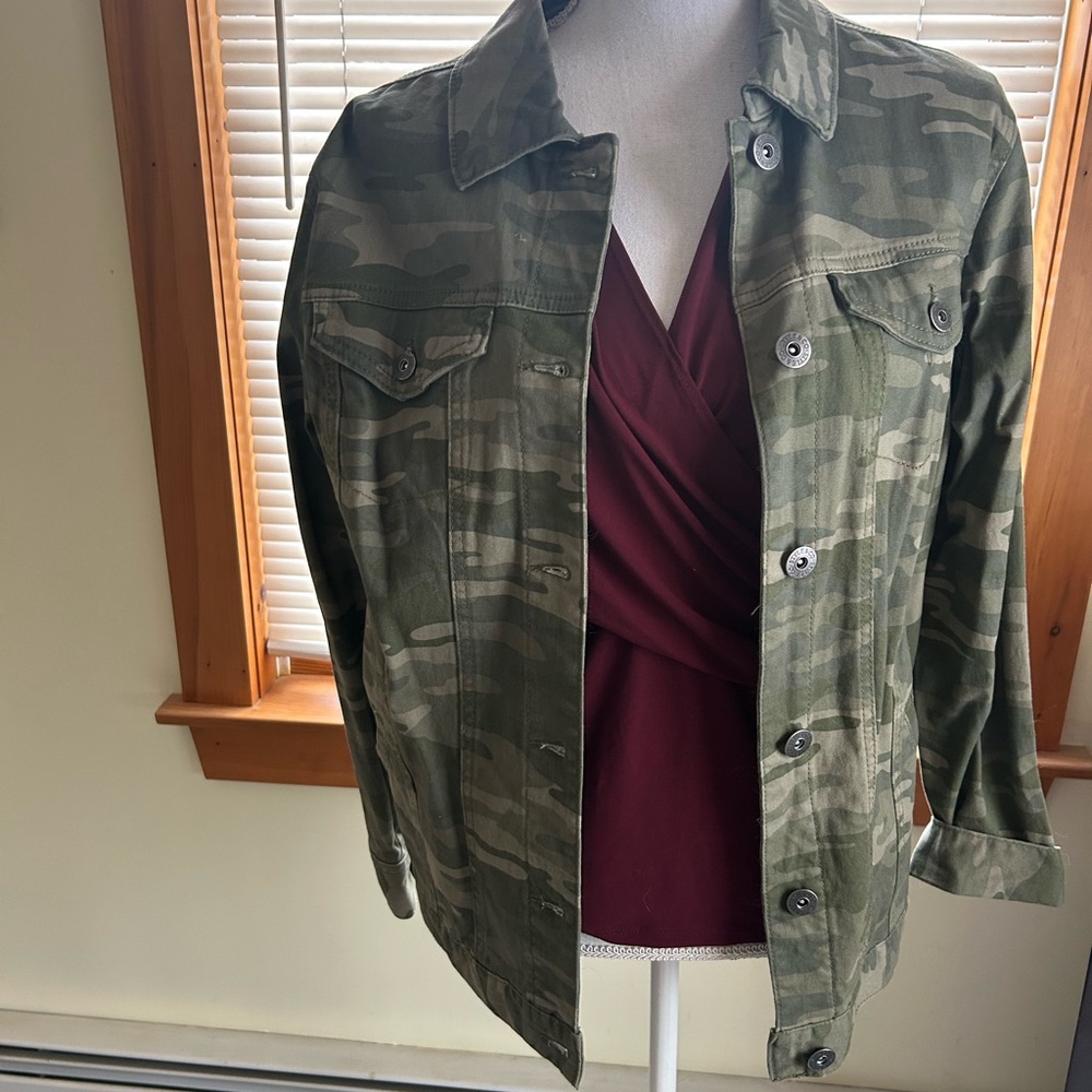 Camouflage woman’s  Jacket size S